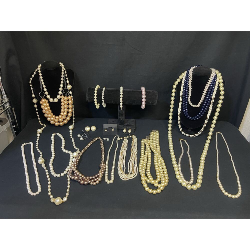 Vintage To Now Pearl Jewelry Lot Necklaces Earrings Bracelets 24 Items